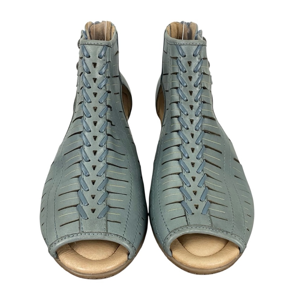 Earth Vicki Leather Cutout Sandal Moroccan Blue Size 8 Peep Toe Boho Beach